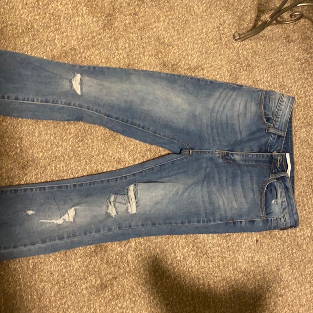 Midrise stretchy distressed skinny Jean